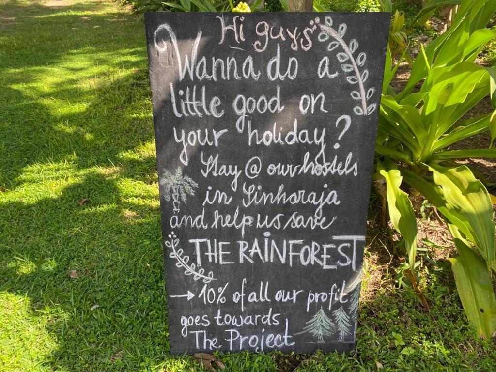 Siri Medura Surf Yoga Meditation Guesthouse And Hostel Weligama Esterno foto