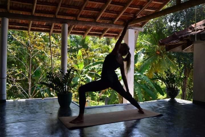 Siri Medura Surf Yoga Meditation Guesthouse And Hostel Weligama Esterno foto