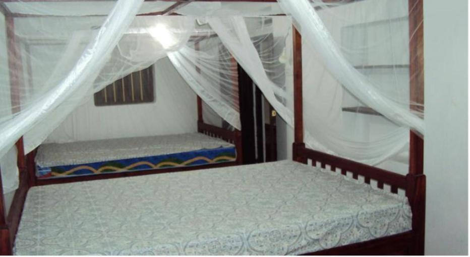 Siri Medura Surf Yoga Meditation Guesthouse And Hostel Weligama Esterno foto